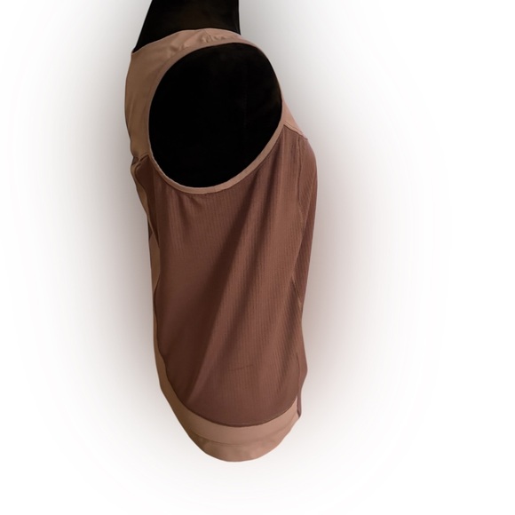 Arc’teryx Women’s Sleeveless Tank Top – Size Medium - Picture 3 of 6